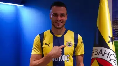 Fenerbahçe transfer döneminin bombasını patlattı! Filip Kostic'i transfer etti