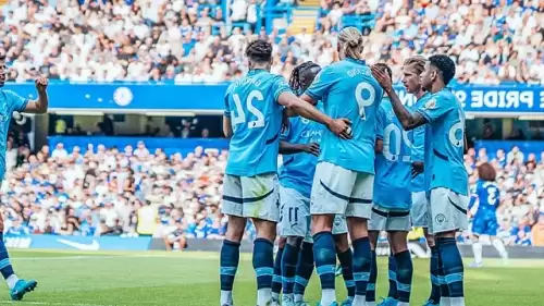 Manchester City muhteşem bir zafer kazanarak dev maçı elde etti